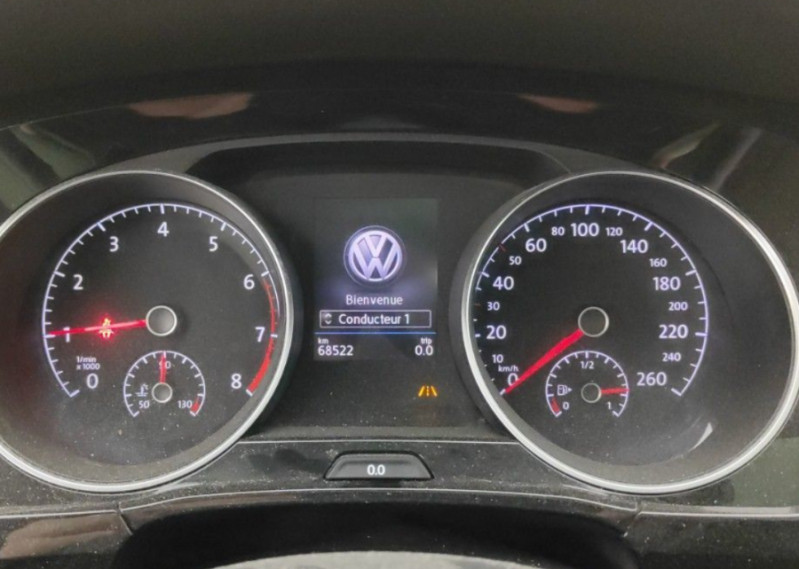 Photo 11 de l'offre de VOLKSWAGEN TOURAN III 1.5 TSI 150 DSG CARAT HIGHLINE TOE App Connect SC Pack Enfants 7PL à 27950€ chez Mérignac auto