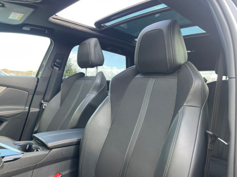 Photo 6 de l'offre de PEUGEOT 5008 II 1.5 BlueHDi 130 EAT8 GT TOE Camera 360° 7PL à 27950€ chez Mérignac auto