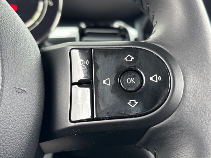 Photo 23 de l'offre de MINI MINI III (F56) NEW 1.5i 136 BVA7 COOPER GPS LED CarPlay Jantes Black à 22980€ chez Mérignac auto