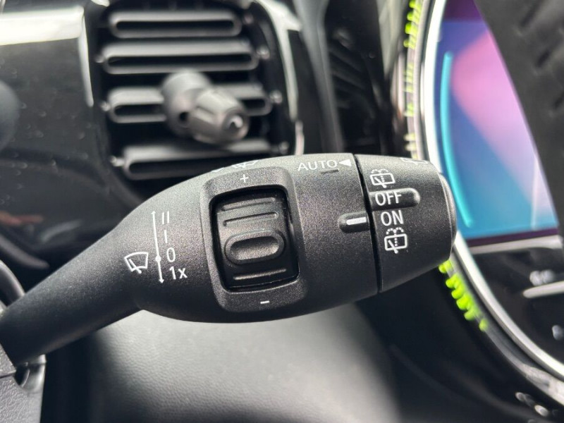Photo 21 de l'offre de MINI MINI III (F56) NEW 1.5i 136 BVA7 COOPER GPS LED CarPlay Jantes Black à 22980€ chez Mérignac auto