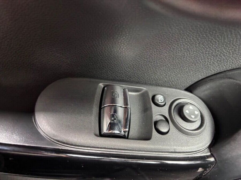 Photo 18 de l'offre de MINI MINI III (F56) NEW 1.5i 136 BVA7 COOPER GPS LED CarPlay Jantes Black à 22980€ chez Mérignac auto