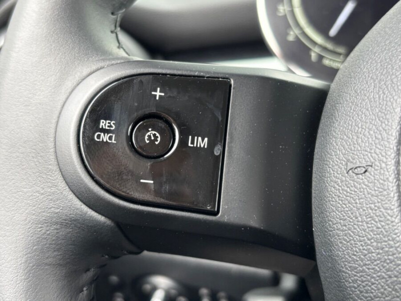 Photo 22 de l'offre de MINI MINI III (F56) NEW 1.5i 136 BVA7 COOPER GPS LED CarPlay Jantes Black à 22980€ chez Mérignac auto