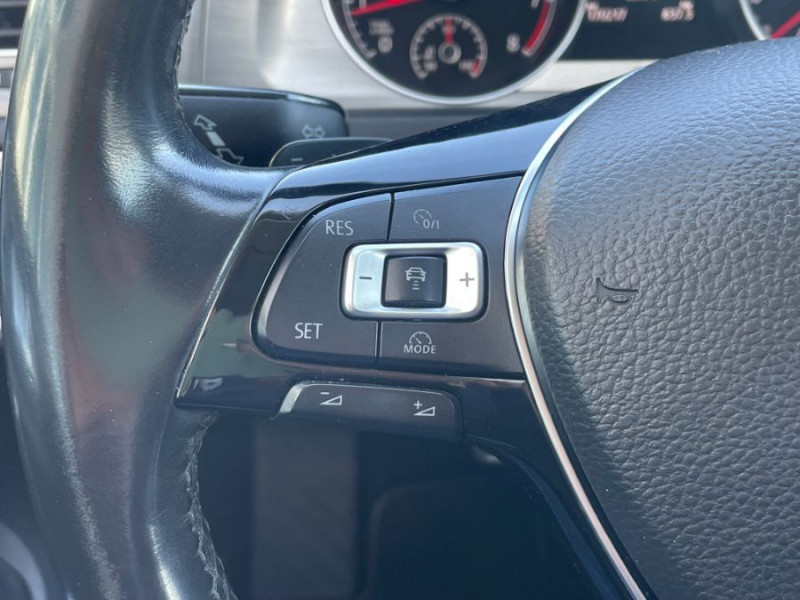 Photo 17 de l'offre de VOLKSWAGEN GOLF 1.4 TSI 140 DSG7 CONFORTLINE GPS Radars ACC à 11950€ chez Mérignac auto