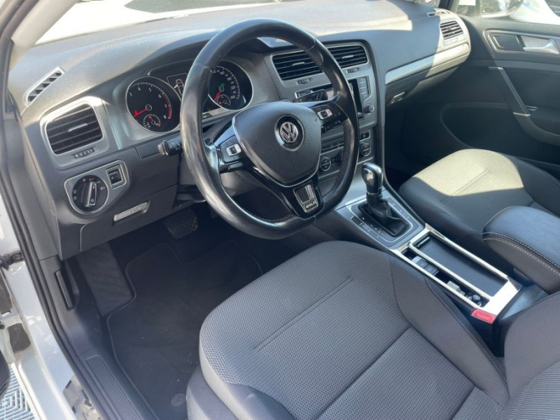 Photo 14 de l'offre de VOLKSWAGEN GOLF 1.4 TSI 140 DSG7 CONFORTLINE GPS Radars ACC à 11950€ chez Mérignac auto