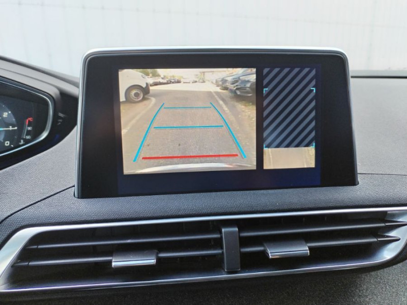Photo 7 de l'offre de PEUGEOT 3008 II 1.2 PureTech 130 BVM6 ALLURE Camera ADML 1ère Main à 11950€ chez Mérignac auto