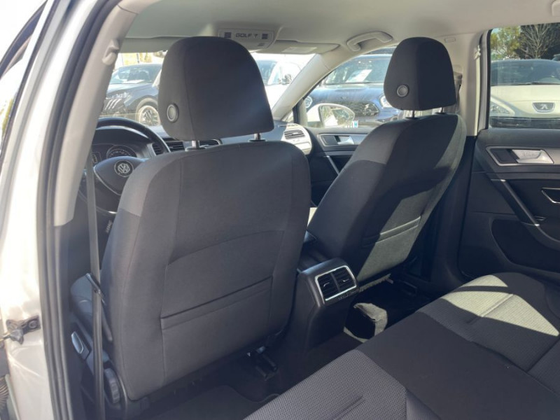 Photo 22 de l'offre de VOLKSWAGEN GOLF 1.4 TSI 140 DSG7 CONFORTLINE GPS Radars ACC à 11950€ chez Mérignac auto