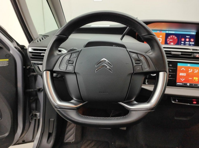 Photo 10 de l'offre de CITROEN GRAND C4 SPACETOURER 1.5 BlueHDi 130 EAT8 SHINE Cam360° Attel. 7PL 1ère Main à 23450€ chez Mérignac auto