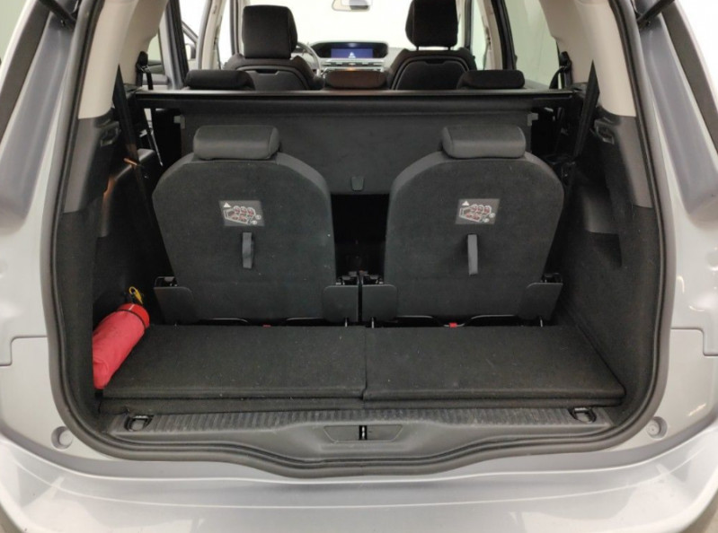 Photo 7 de l'offre de CITROEN GRAND C4 SPACETOURER 1.5 BlueHDi 130 EAT8 SHINE Cam360° Attel. 7PL 1ère Main à 23450€ chez Mérignac auto