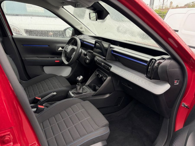 Photo 11 de l'offre de CITROEN C3 NEW 1.2 PureTech 100 BVM6 PLUS CarPlay à 17650€ chez Mérignac auto