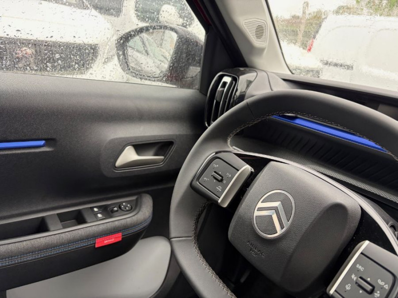 Photo 9 de l'offre de CITROEN C3 NEW 1.2 PureTech 100 BVM6 PLUS CarPlay à 17650€ chez Mérignac auto