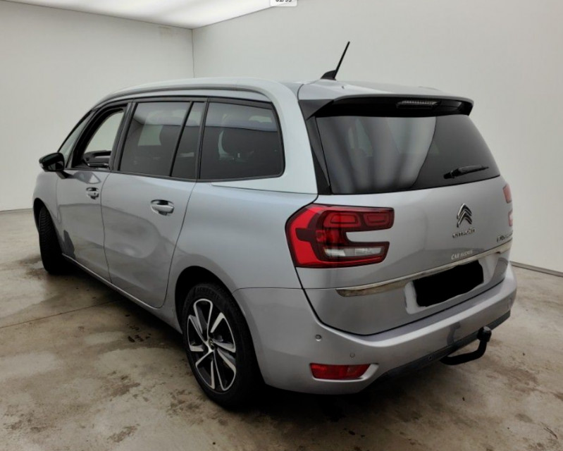 Photo 9 de l'offre de CITROEN GRAND C4 SPACETOURER 1.5 BlueHDi 130 EAT8 SHINE Cam360° Attel. 7PL 1ère Main à 23450€ chez Mérignac auto