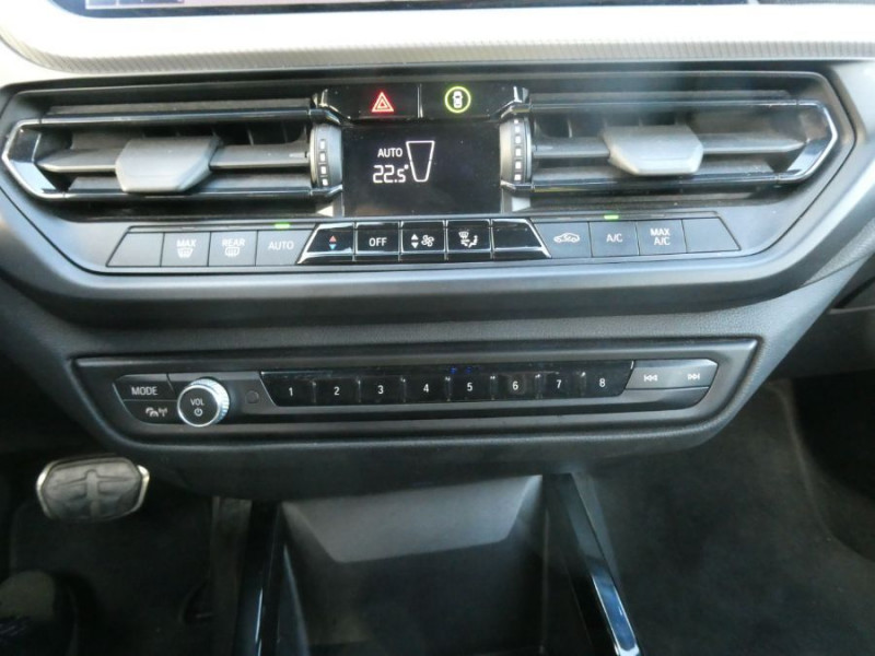 Photo 24 de l'offre de BMW SERIE 1 M135i 306cv XDRIVE M SPORT Pack Ext. M Française à 37900€ chez Mérignac auto