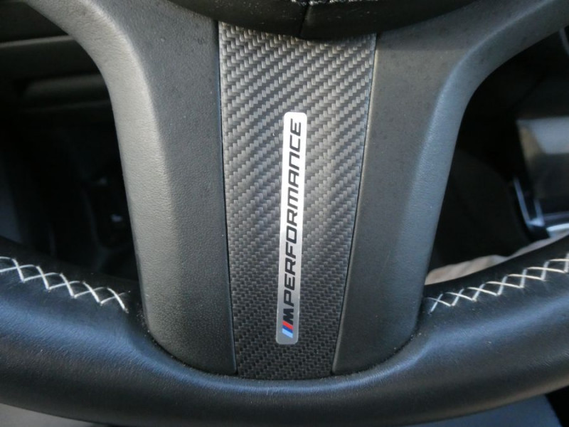 Photo 25 de l'offre de BMW SERIE 1 M135i 306cv XDRIVE M SPORT Pack Ext. M Française à 37900€ chez Mérignac auto