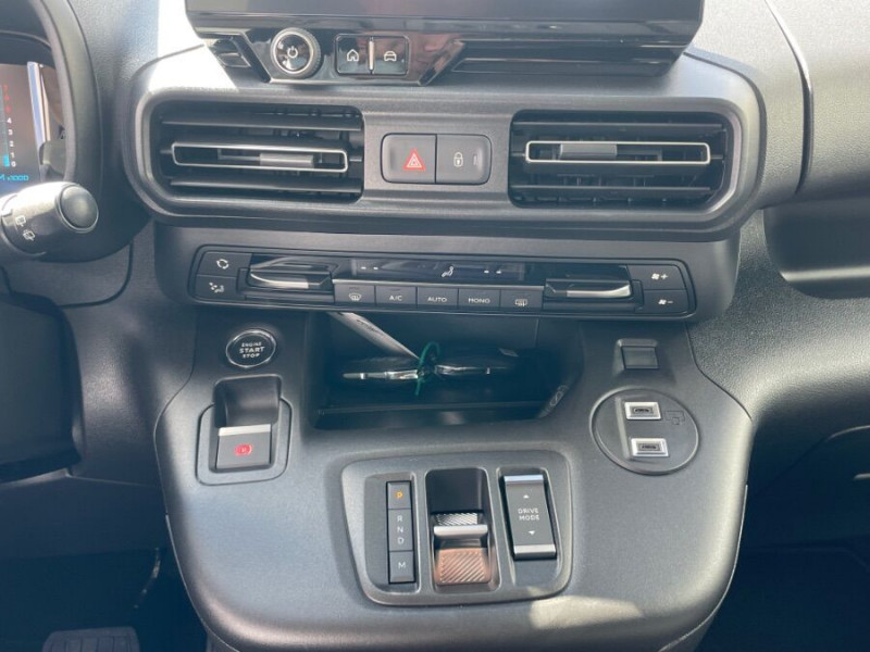 Photo 21 de l'offre de CITROEN BERLINGO 1.5 BlueHDi 130 EAT8 N1 MAX ADML Camera à 28450€ chez Mérignac auto