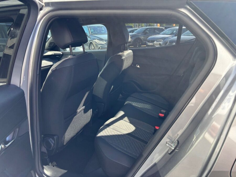 Photo 15 de l'offre de PEUGEOT 2008 II (2) 1.2 HYBRID 145 e-DCS6 ALLURE Camera à 26450€ chez Mérignac auto