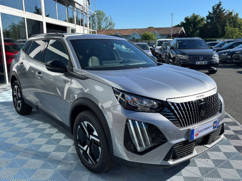 Photo 2 de l'offre de PEUGEOT 2008 II (2) 1.2 HYBRID 145 e-DCS6 ALLURE Camera à 26450€ chez Mérignac auto
