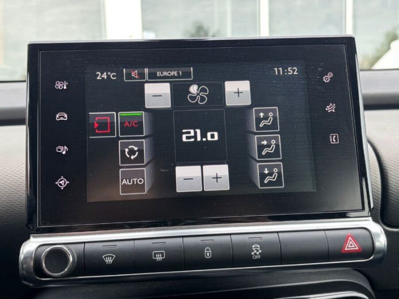 Photo 21 de l'offre de CITROEN C4 CACTUS 1.2 PureTech 82 SHINE GPS JA16 Suivie à 6950€ chez Mérignac auto