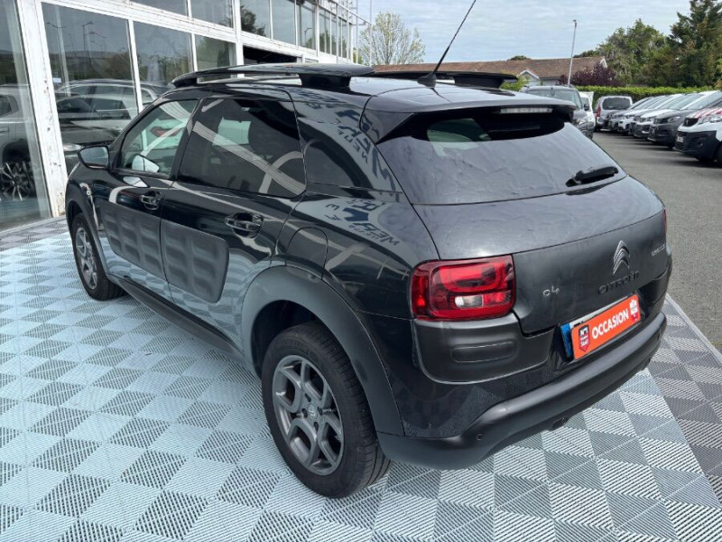 Photo 10 de l'offre de CITROEN C4 CACTUS 1.2 PureTech 82 SHINE GPS JA16 Suivie à 6950€ chez Mérignac auto