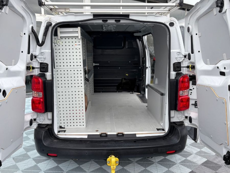 Photo 5 de l'offre de PEUGEOT EXPERT FOURGON 2.0 BlueHDi 145 EAT8 ASPHALT GPS Attel. Galerie 1ère Main 21950.H.T à 21950€ chez Mérignac auto