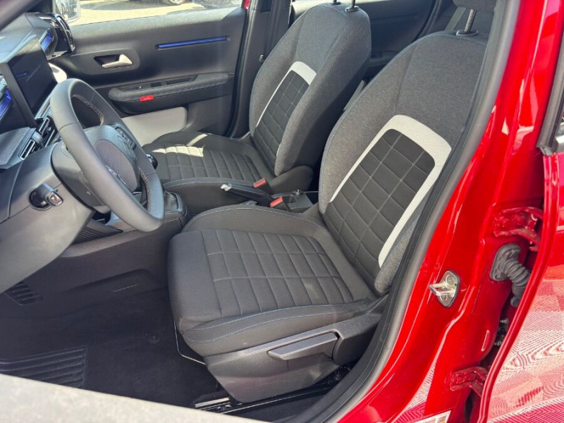 Photo 5 de l'offre de CITROEN C3 NEW 1.2 PureTech 100 BVM6 PLUS CarPlay à 17650€ chez Mérignac auto