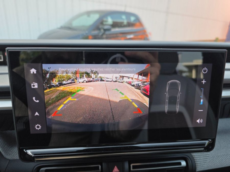 Photo 12 de l'offre de CITROEN C3 NEW 1.2 PureTech 100 BVM6 MAX GPS Camera à 17850€ chez Mérignac auto