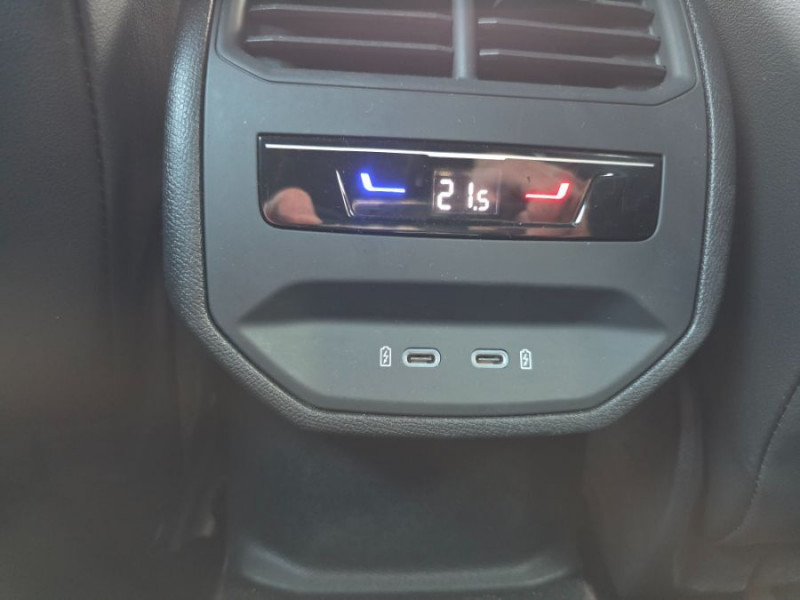 Photo 17 de l'offre de CUPRA LEON NEW IV 1.5 eTSI 150 DSG V GPS Camera JA18 SC Key Less à 30450€ chez Mérignac auto