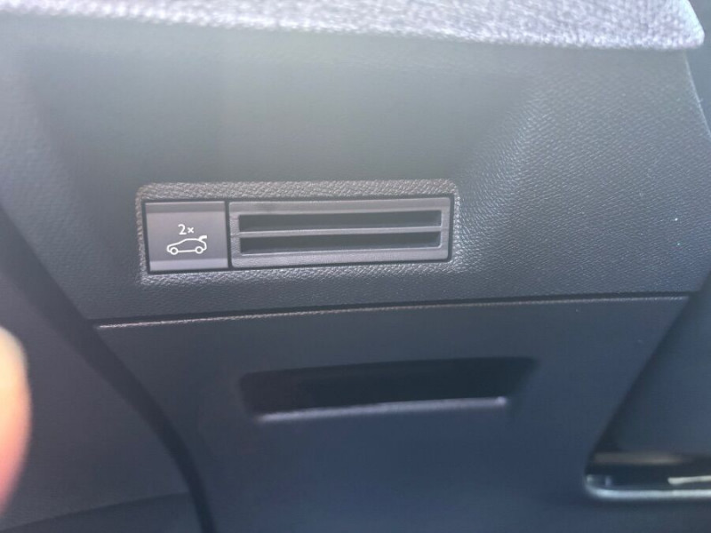 Photo 37 de l'offre de PEUGEOT 3008 HYBRID 145 e-DCS6 GT Hayon Elect. LED Pixel SC 2026 à 33450€ chez Mérignac auto