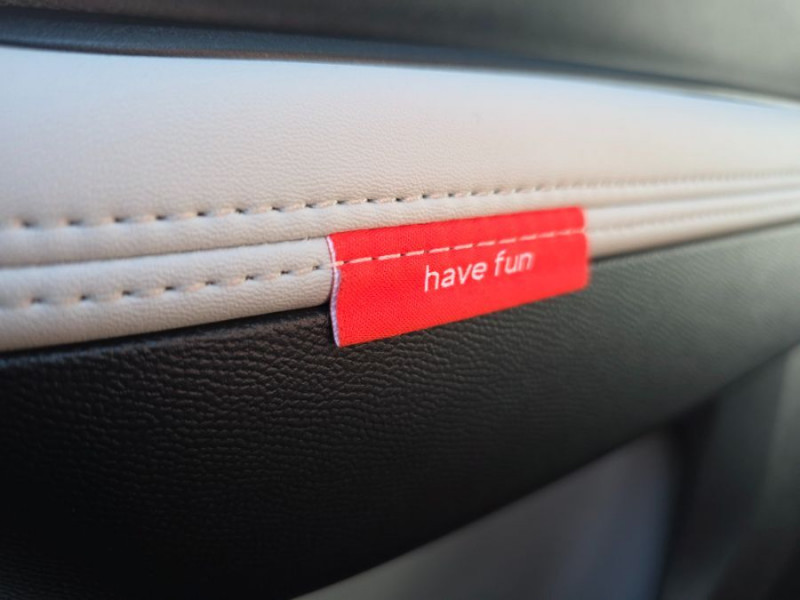 Photo 30 de l'offre de CITROEN C3 NEW 1.2 PureTech 100 BVM6 MAX GPS Camera à 17850€ chez Mérignac auto