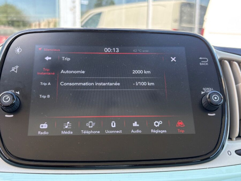Photo 24 de l'offre de FIAT 500 1.0 70 BVM6 HYBRID LOUNGE Toit Pano à 12750€ chez Mérignac auto