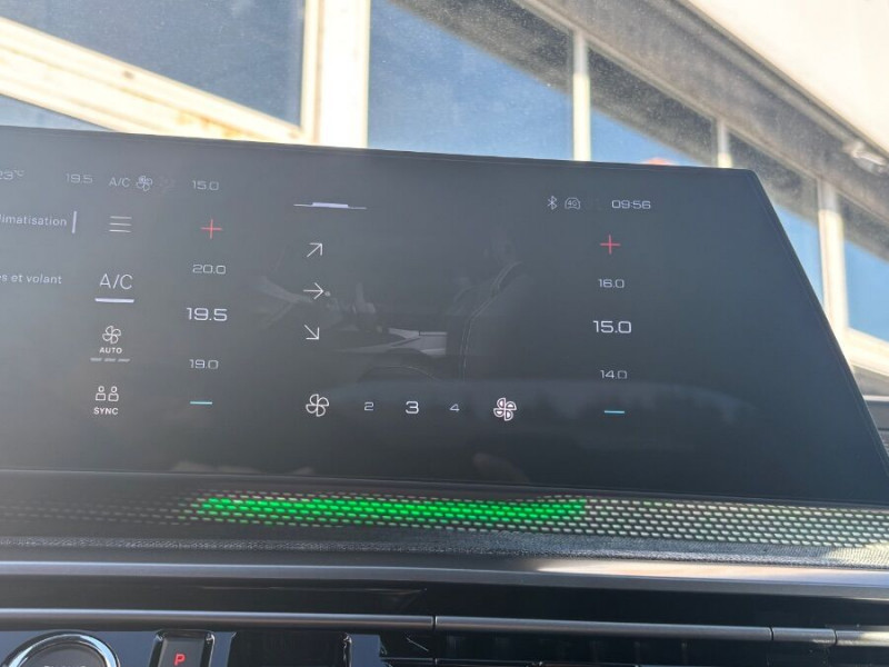 Photo 24 de l'offre de PEUGEOT 3008 HYBRID 145 e-DCS6 GT Hayon Elect. LED Pixel SC 2026 à 33450€ chez Mérignac auto