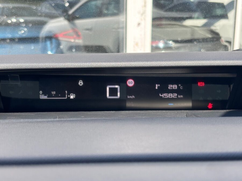Photo 17 de l'offre de CITROEN C3 NEW 1.2 PureTech 100 BVM6 PLUS CarPlay à 17650€ chez Mérignac auto