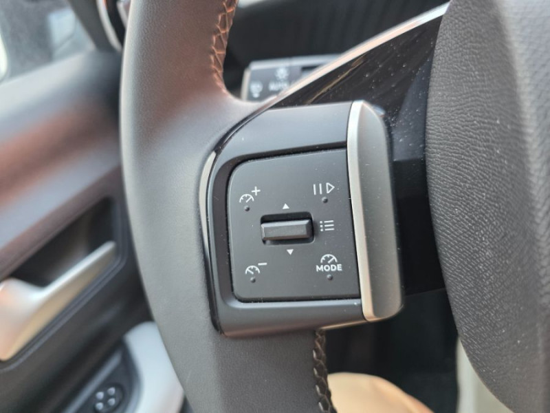 Photo 33 de l'offre de CITROEN C3 NEW 1.2 PureTech 100 BVM6 MAX GPS Camera à 17850€ chez Mérignac auto