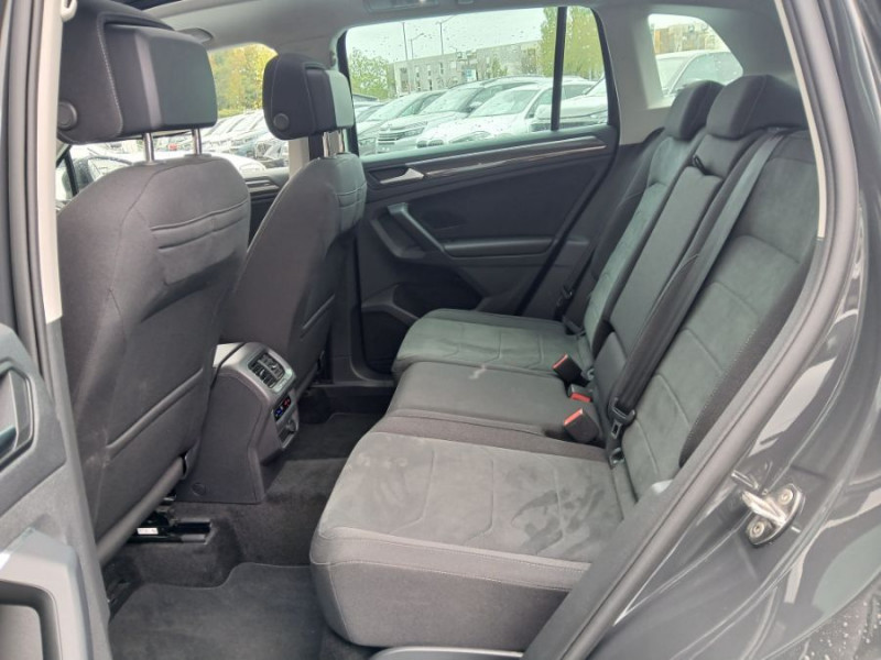 Photo 31 de l'offre de VOLKSWAGEN TIGUAN II (2) 2.0 TDI 150 DSG 2WD ELEGANCE TOE GPS Camera ACC Hayon EL. JA18 1ère Main à 33950€ chez Mérignac auto