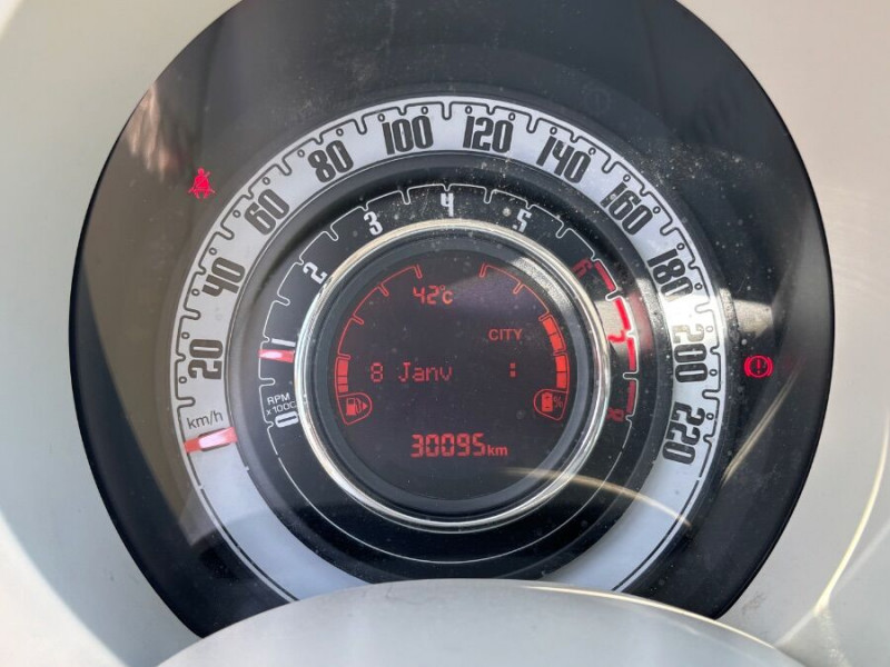 Photo 18 de l'offre de FIAT 500 1.0 70 BVM6 HYBRID LOUNGE Toit Pano à 12750€ chez Mérignac auto