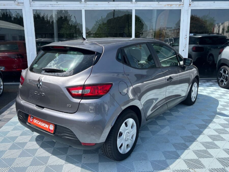 Photo 2 de l'offre de RENAULT CLIO IV 1.5 DCI 75 ECO ZEN Bluetooth Régul à 7450€ chez Mérignac auto