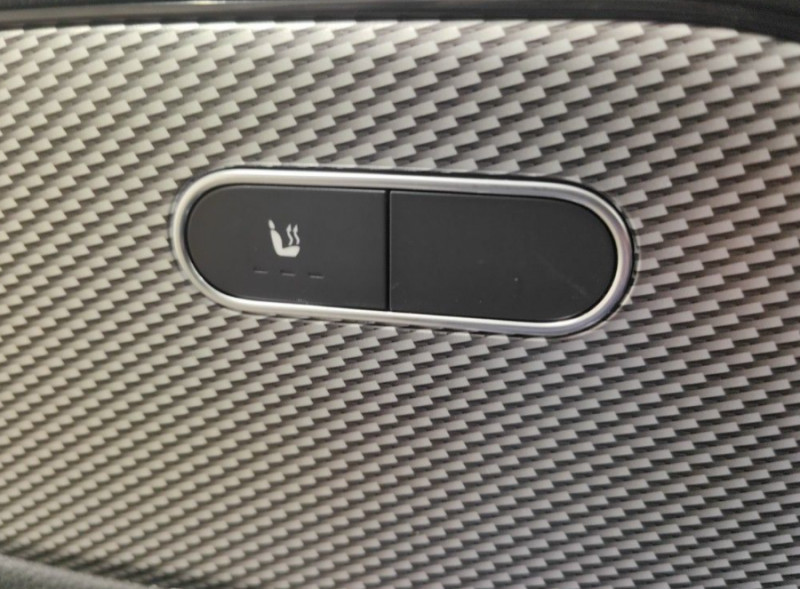 Photo 9 de l'offre de MERCEDES-BENZ CLASSE B 180 Ess. 136cv BVM6 BUSINESS GPS SC Camera Attel. 1ère Main à 21750€ chez Mérignac auto