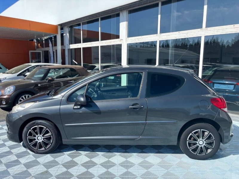 Photo 10 de l'offre de PEUGEOT 207 SOCIETE 1.4 HDI 68 SOCIETE 2Places Ph.2 CLIM Attel. DISTRI Neuve à 5980€ chez Mérignac auto
