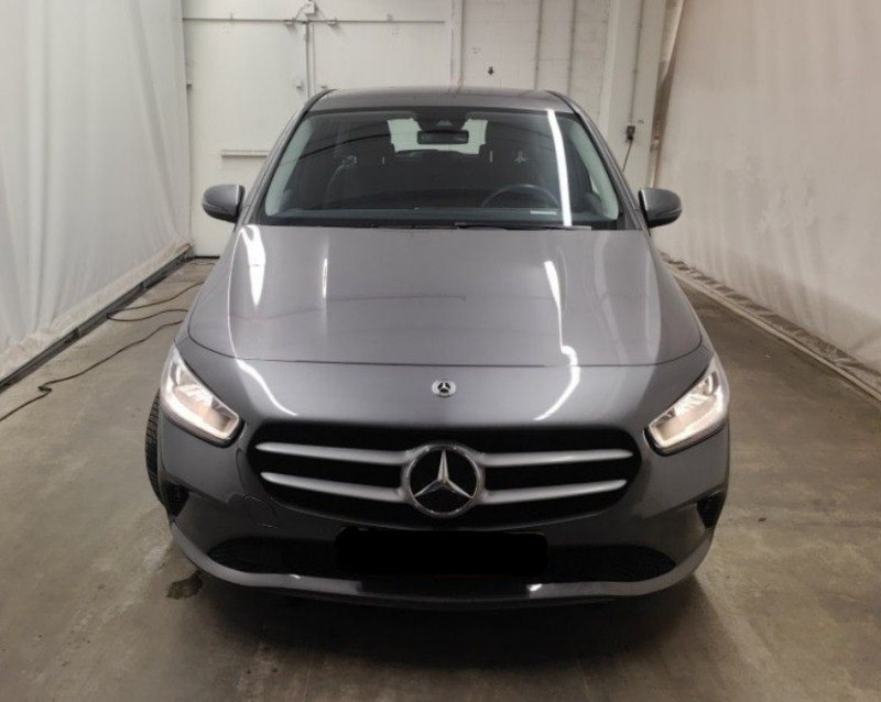 Photo 10 de l'offre de MERCEDES-BENZ CLASSE B 180 Ess. 136cv BVM6 BUSINESS GPS SC Camera Attel. 1ère Main à 21750€ chez Mérignac auto