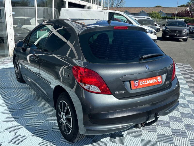 Photo 3 de l'offre de PEUGEOT 207 SOCIETE 1.4 HDI 68 SOCIETE 2Places Ph.2 CLIM Attel. DISTRI Neuve à 5980€ chez Mérignac auto