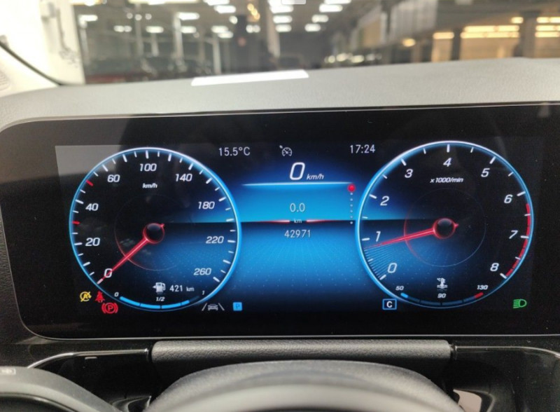 Photo 8 de l'offre de MERCEDES-BENZ CLASSE B 180 Ess. 136cv BVM6 BUSINESS GPS SC Camera Attel. 1ère Main à 21750€ chez Mérignac auto