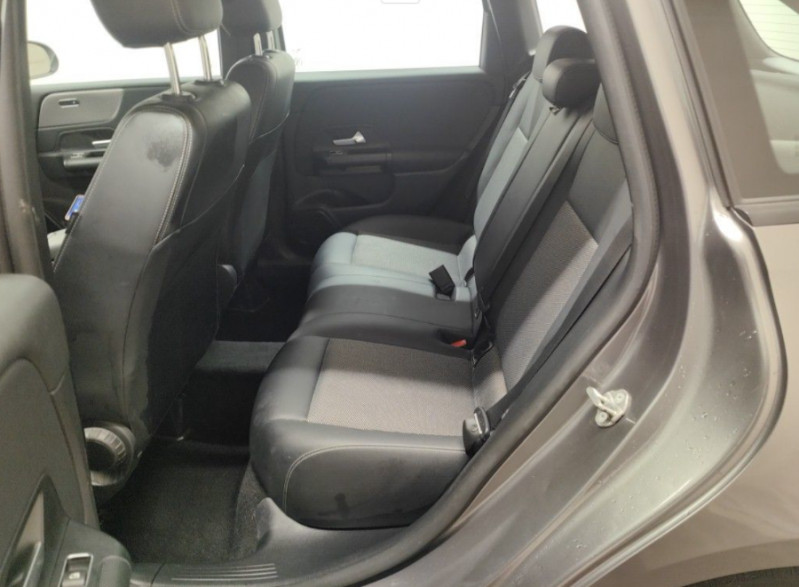 Photo 14 de l'offre de MERCEDES-BENZ CLASSE B 180 Ess. 136cv BVM6 BUSINESS GPS SC Camera Attel. 1ère Main à 21750€ chez Mérignac auto