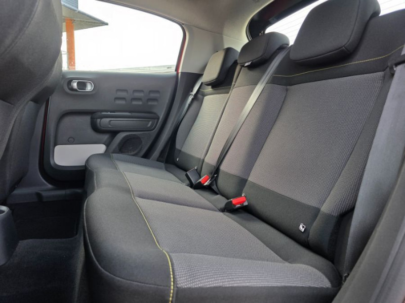 Photo 10 de l'offre de CITROEN C3 III 1.2 PureTech 82 SHINE GPS Camera à 9650€ chez Mérignac auto