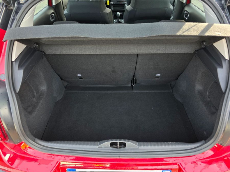 Photo 12 de l'offre de CITROEN C3 III 1.2 PureTech 82 SHINE GPS Camera à 9650€ chez Mérignac auto