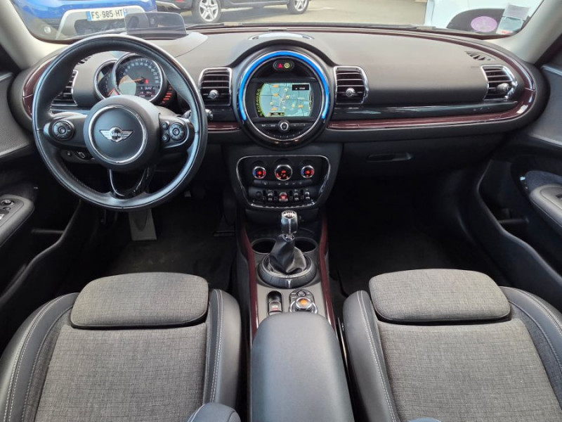 Photo 5 de l'offre de MINI CLUBMAN III 1.5i 136 BVM6 COOPER GPS JA17 LED Key Less à 15950€ chez Mérignac auto