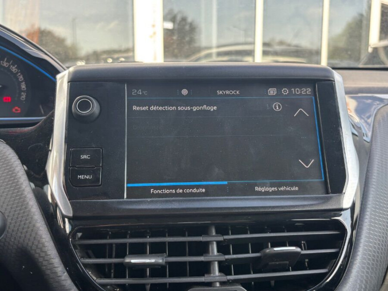 Photo 26 de l'offre de PEUGEOT 2008 1.6 BlueHDI 100 ALLURE GPS Camera Attel. à 10750€ chez Mérignac auto