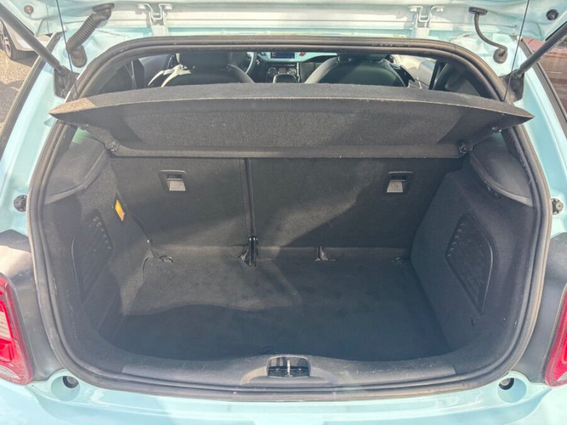 Photo 10 de l'offre de CITROEN DS3 1.6 E-HDI 90 SO CHIC GPS Radar JA16p à 7950€ chez Mérignac auto