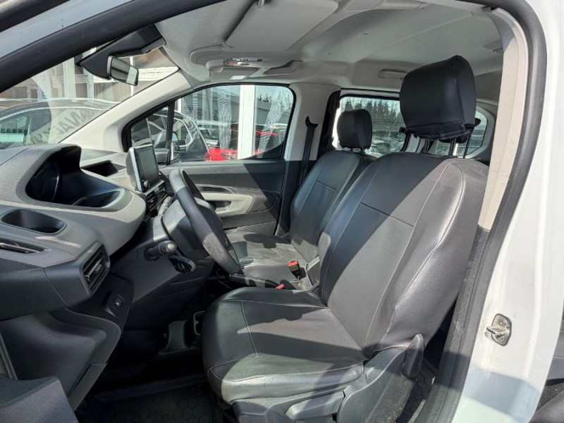 Photo 5 de l'offre de PEUGEOT RIFTER 1.2 PureTech 110 BVM6 ACTIVE GPS Bluetooth Attel. à 18950€ chez Mérignac auto