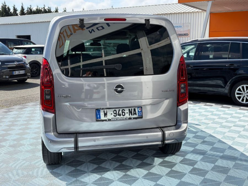 Photo 9 de l'offre de OPEL COMBO LIFE 1.5 DIESEL 130 EAT8 Equipé TPMR Nbses Options à 31900€ chez Mérignac auto