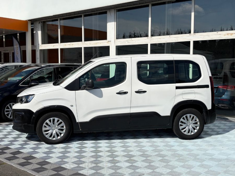 Photo 7 de l'offre de PEUGEOT RIFTER 1.2 PureTech 110 BVM6 ACTIVE GPS Bluetooth Attel. à 18950€ chez Mérignac auto