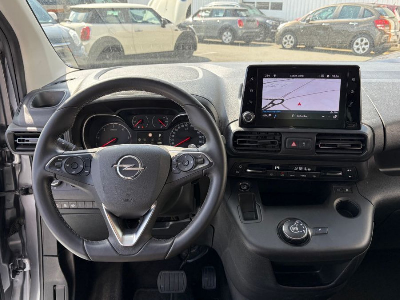 Photo 7 de l'offre de OPEL COMBO LIFE 1.5 DIESEL 130 EAT8 Equipé TPMR Nbses Options à 31900€ chez Mérignac auto